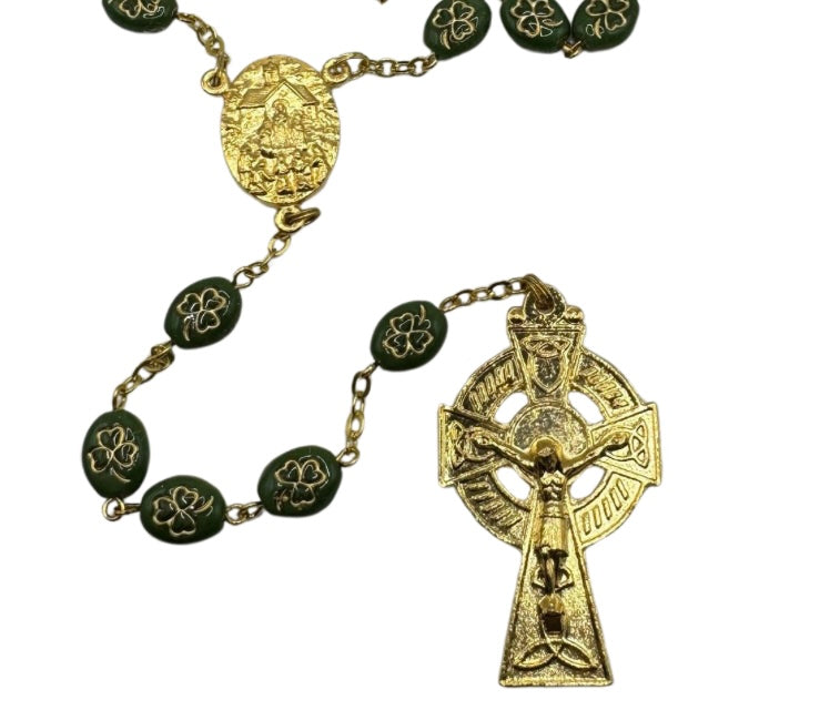 Irish Celtic Rosary in Green/Gold
